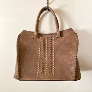 Tan bag tote.